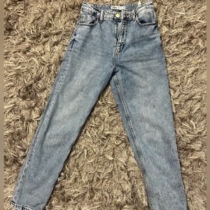 Zara jeans, high rise, usa 2, straight leg